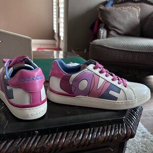 Coach sneakers LOVE ❤️